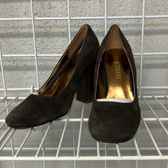 NIB! Colin Stuart CHOCOLATE BROWN Suede Pumps Size: 6 - Picture 1 of 6